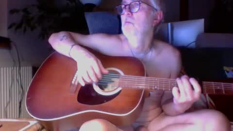 Amberr11 online show from 10.14.25