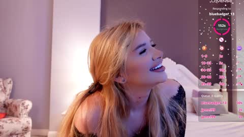 Amberseyes online show from 12.10.24