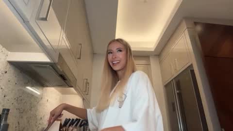 Ambre online show from 03.06.26