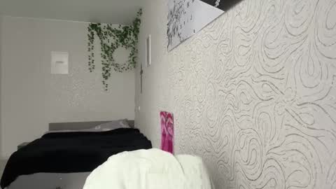 Alica online show from 11.18.25