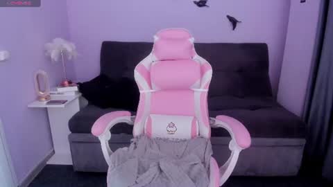 Snapshot of ameli18 chatting on 07.28.26 ameli18 online show from 07.28.26