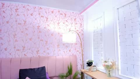 Amelia Adams online show from 11.06.25