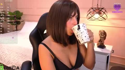 AMELIA online show from 02.04.26