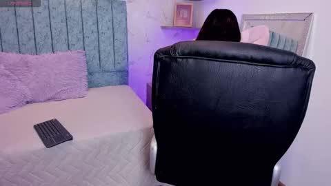 amelia_fry online show from 11.14.25