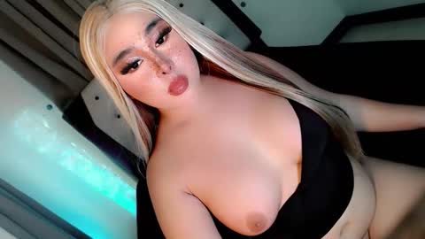 Snapshot of amelia_nicole08 chatting on 09.21.25 amelia_nicole08 online show from 09.21.25