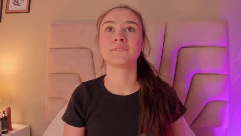 Snapshot of amelia_saenz_ chatting on 02.22.26 Amelia online show from 02.22.26