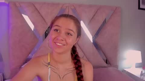 Snapshot of amelia_saenz_ chatting on 07.25.26 Amelia online show from 07.25.26