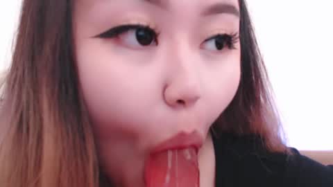 Amelia online show from 04.10.26