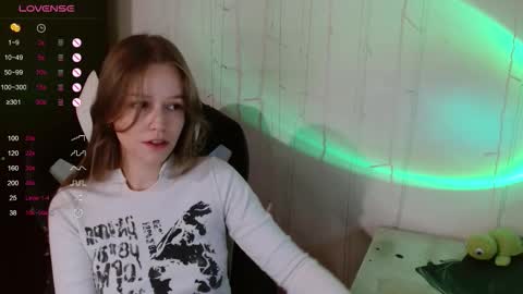 Snapshot of amelia_sweeti chatting on 09.23.25 amelia_sweeti online show from 09.23.25
