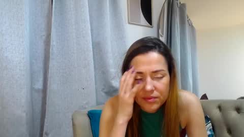 Amalia Castro online show from 02.19.26