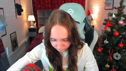 Snapshot of ameliamalina chatting on 12.15.24 Amelia online show from 12.15.24