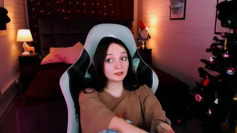 Snapshot of ameliamalina chatting on 12.27.24 Amelia online show from 12.27.24