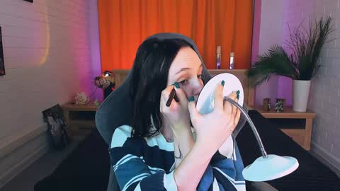 Snapshot of ameliamalina chatting on 01.18.25 Amelia online show from 01.18.25