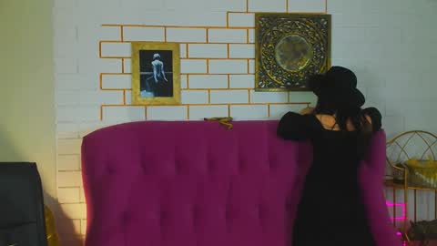 Snapshot of ameliamalina chatting on 01.19.25 Amelia online show from 01.19.25