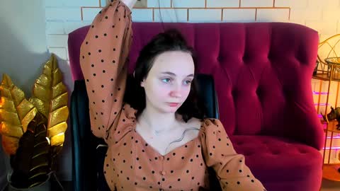 Snapshot of ameliamalina chatting on 02.05.25 Amelia online show from 02.05.25