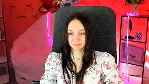 Snapshot of ameliamalina chatting on 02.13.25 Amelia online show from 02.13.25