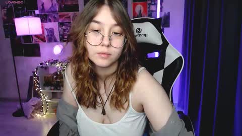 Amelia online show from 12.15.25