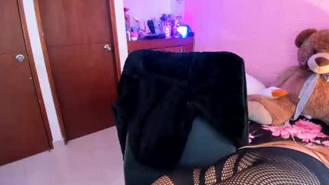 I am Ame  Nice to meet you   online show from 09.17.25