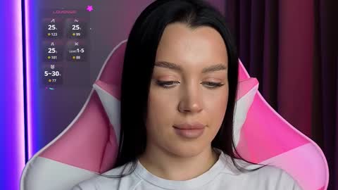 Amelia Sonk online show from 10.23.25