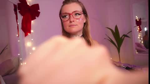 Amelia online show from 12.20.24