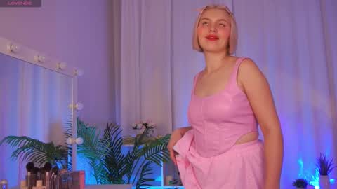  Amelia  online show from 10.16.25