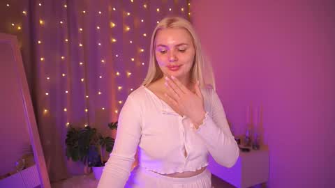  Amelia  online show from 03.12.26