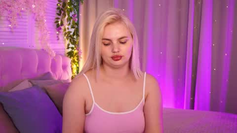  Amelia  online show from 05.15.26