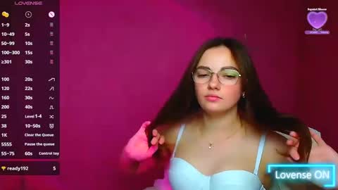 Snapshot of amelie_jackson_ chatting on 12.11.24 Amelie online show from 12.11.24