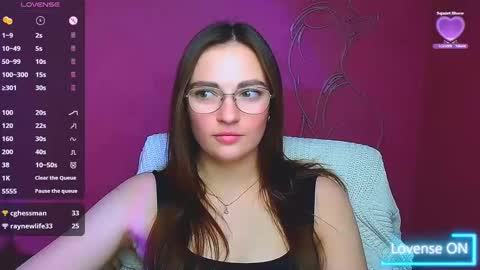 Snapshot of amelie_jackson_ chatting on 12.12.24 Amelie online show from 12.12.24