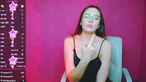 Snapshot of amelie_jackson_ chatting on 01.06.25 Amelie online show from 01.06.25