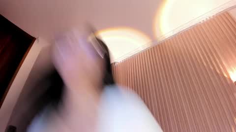 Amelie online show from 04.16.26