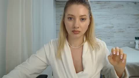 Amelie online show from 01.17.26