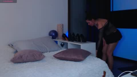 amelinamersi online show from 02.24.26