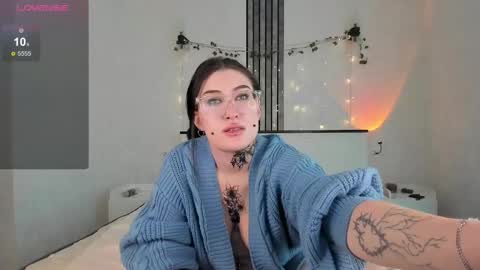 Snapshot of ameliya_sun chatting on 02.28.25 Aylin online show from 02.28.25