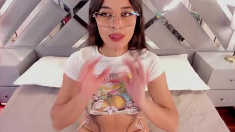 amelli_colette online show from 10.02.25