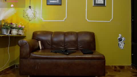 america millan online show from 04.07.26