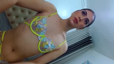 Snapshot of ameryjowns chatting on 04.04.26 ameryjowns online show from 04.04.26