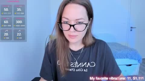Snapshot of ami_amour_ chatting on 06.29.26 Hi-hi I am Kate welcome to my sexy room online show from 06.29.26