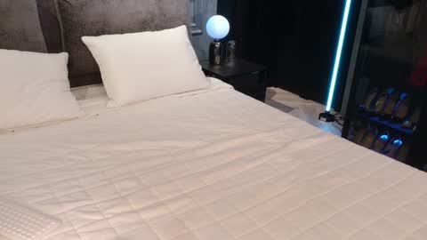 Ami online show from 01.23.25