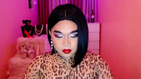 Queen Mireska online show from 02.01.25