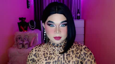 Queen Mireska online show from 02.02.25