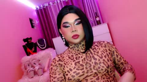 Queen Mireska online show from 02.02.25