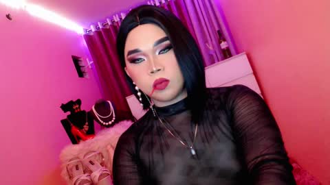 Queen Mireska online show from 02.06.25