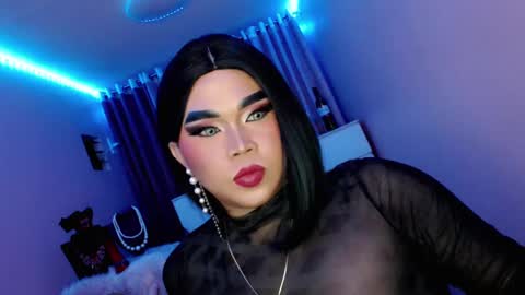 Queen Mireska online show from 02.26.25