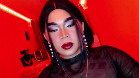 Queen Mireska online show from 03.06.25