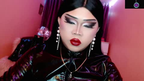 Queen Mireska online show from 06.01.26
