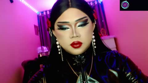 Snapshot of amiadoll chatting on 07.01.26 Queen Mireska online show from 07.01.26