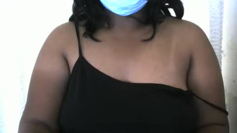 amichouu online show from 12.15.25