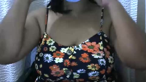 amichouu online show from 12.22.25