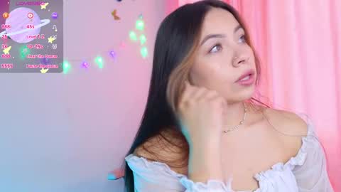 Snapshot of amicuper chatting on 09.18.25 Amy online show from 09.18.25